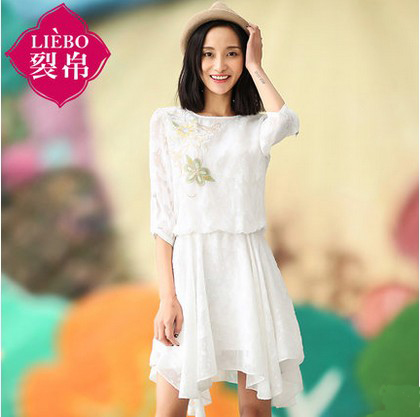 裂帛旗舰店2016春季新品女装绣花不规则摆裙子七分袖雪纺连衣裙夏