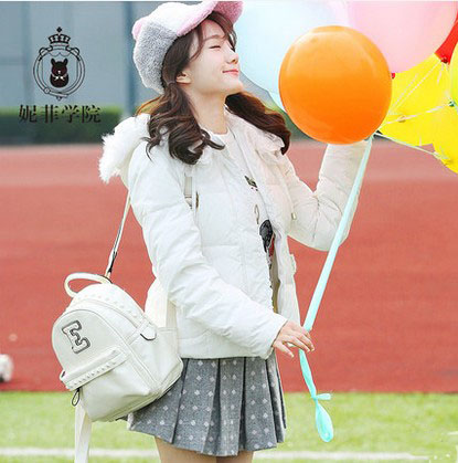 冬少女装韩版短款羽绒服 白领时尚连帽休闲棉服 短外套